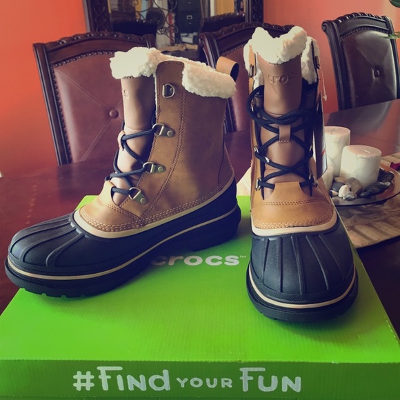 crocs winter boots mens